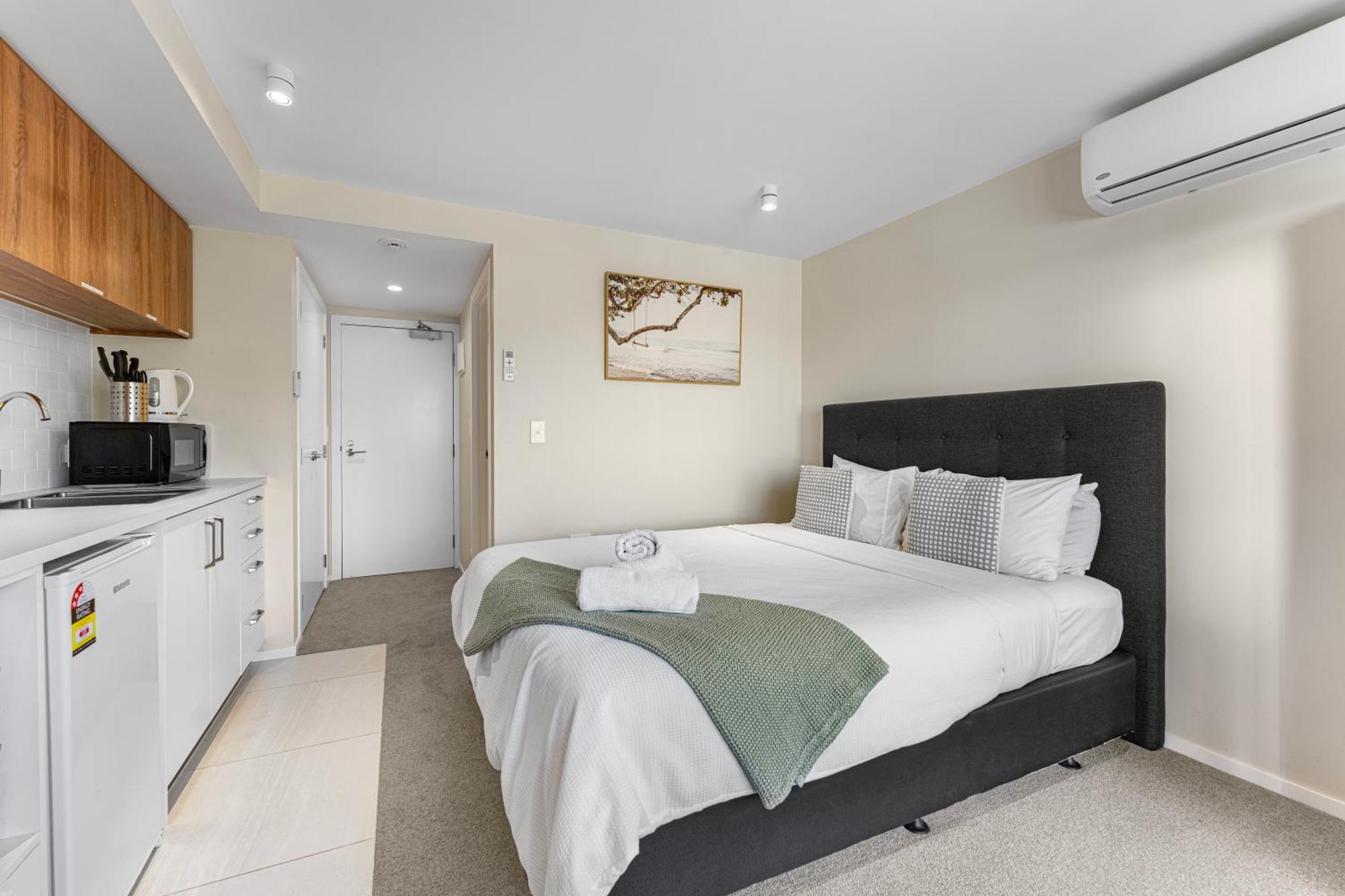Queenstown Studio - 5Mins To Airport - Aircond - Free Wifi - Walk To Centre Екстериор снимка